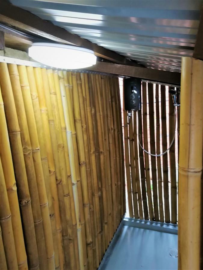 Sabandy Guesthouse Kuah Exterior foto