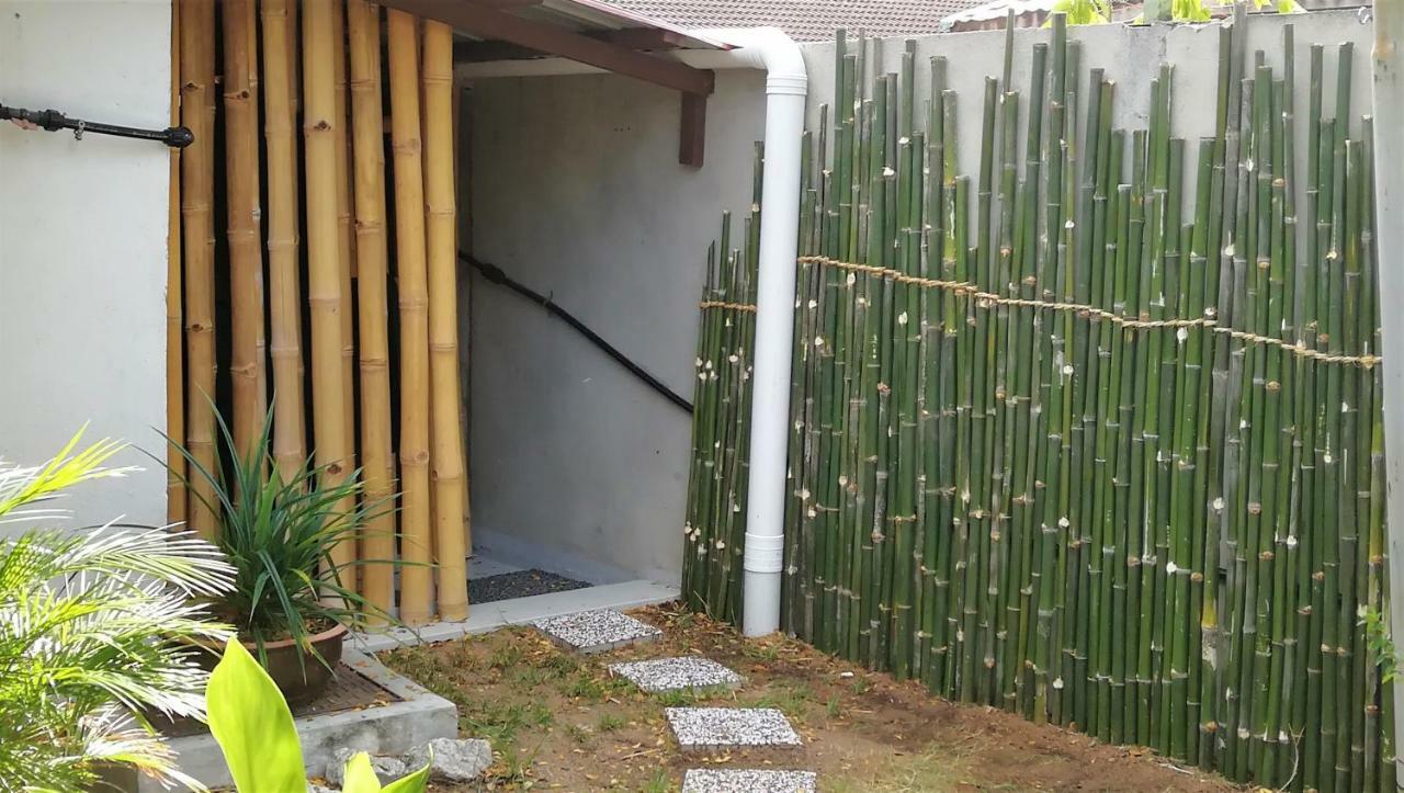 Sabandy Guesthouse Kuah Exterior foto