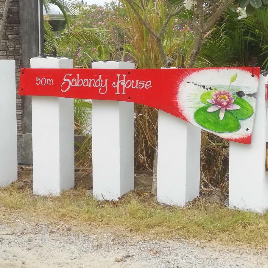 Sabandy Guesthouse Kuah Exterior foto