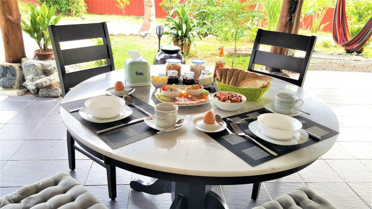 Sabandy Guesthouse Kuah Exterior foto